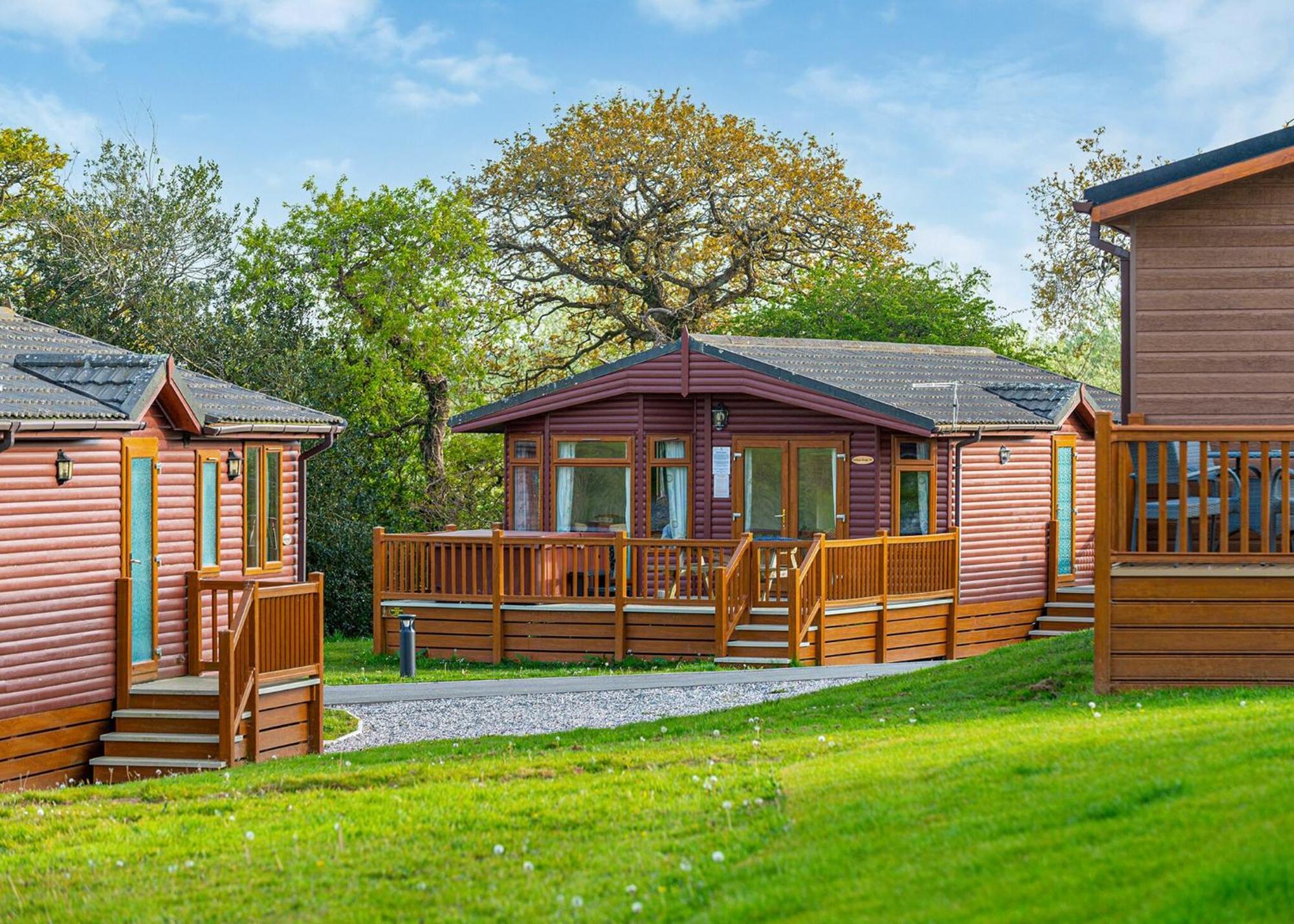 Meadow Lakes Holiday Park St Austell Extérieur photo