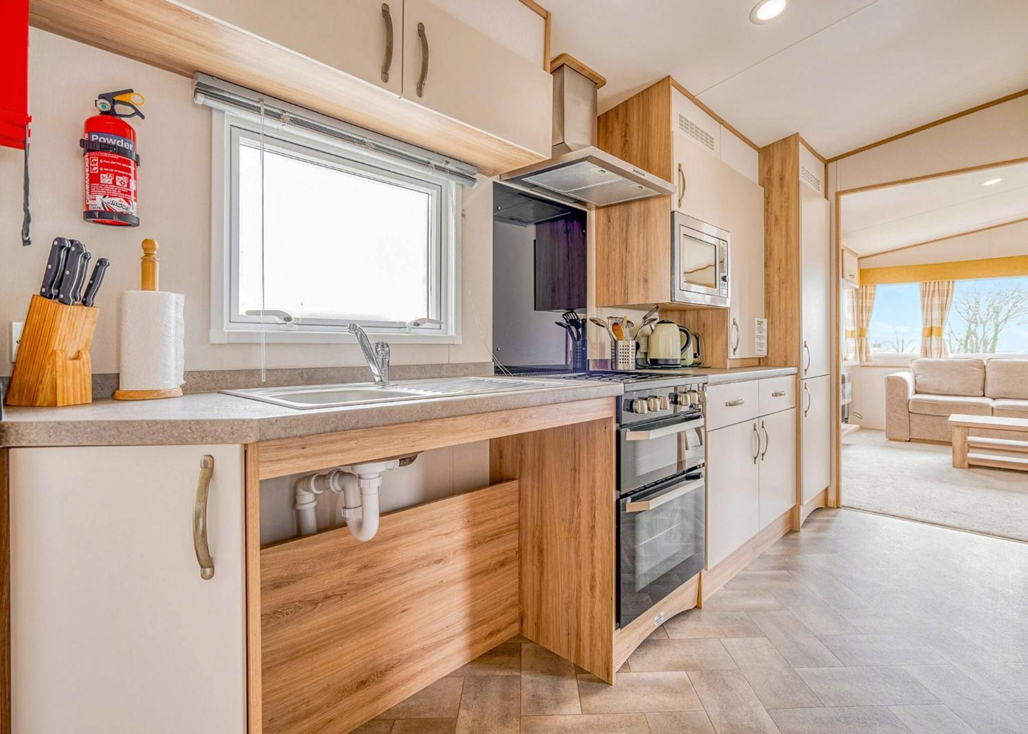Meadow Lakes Holiday Park St Austell Extérieur photo