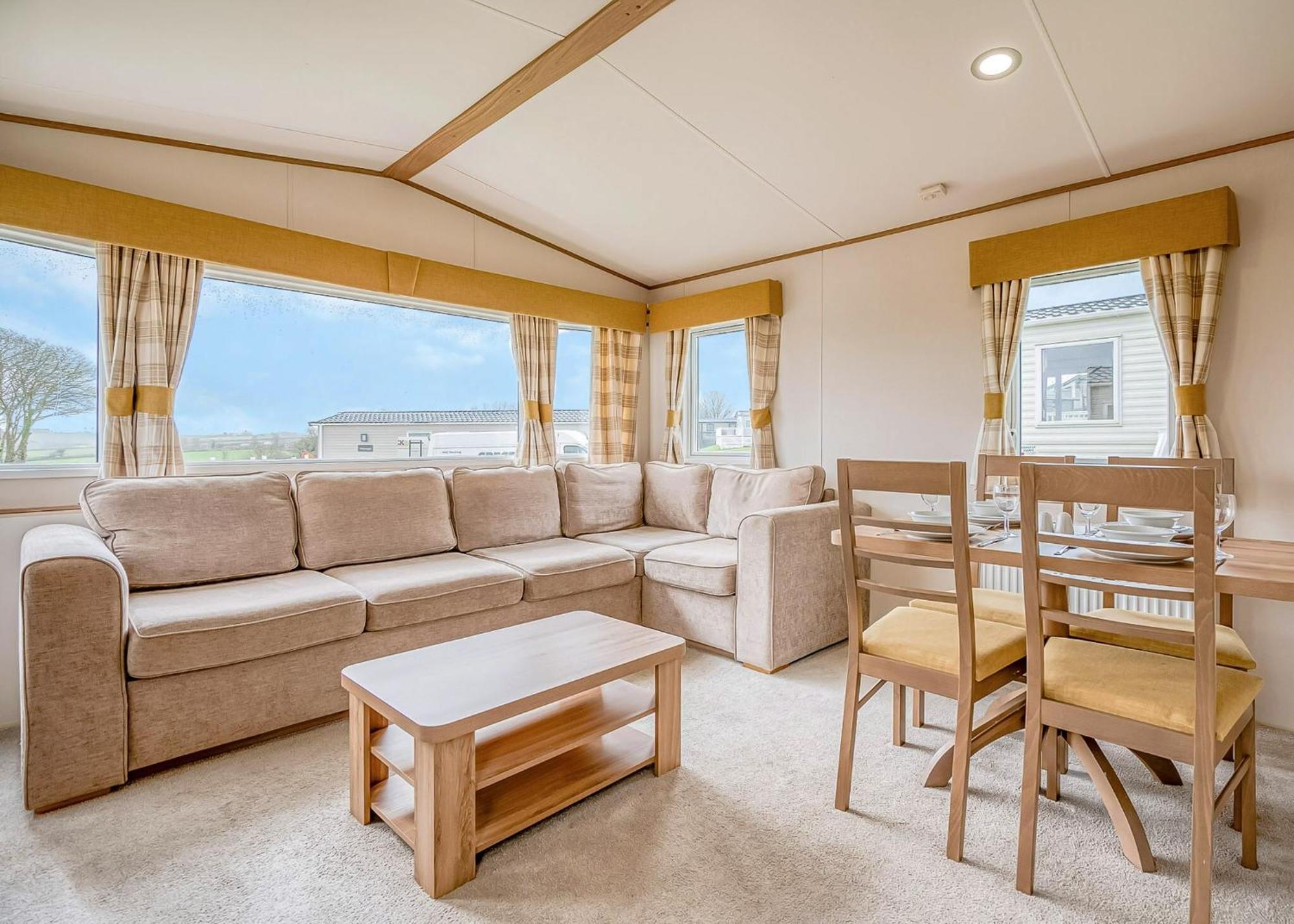 Meadow Lakes Holiday Park St Austell Extérieur photo