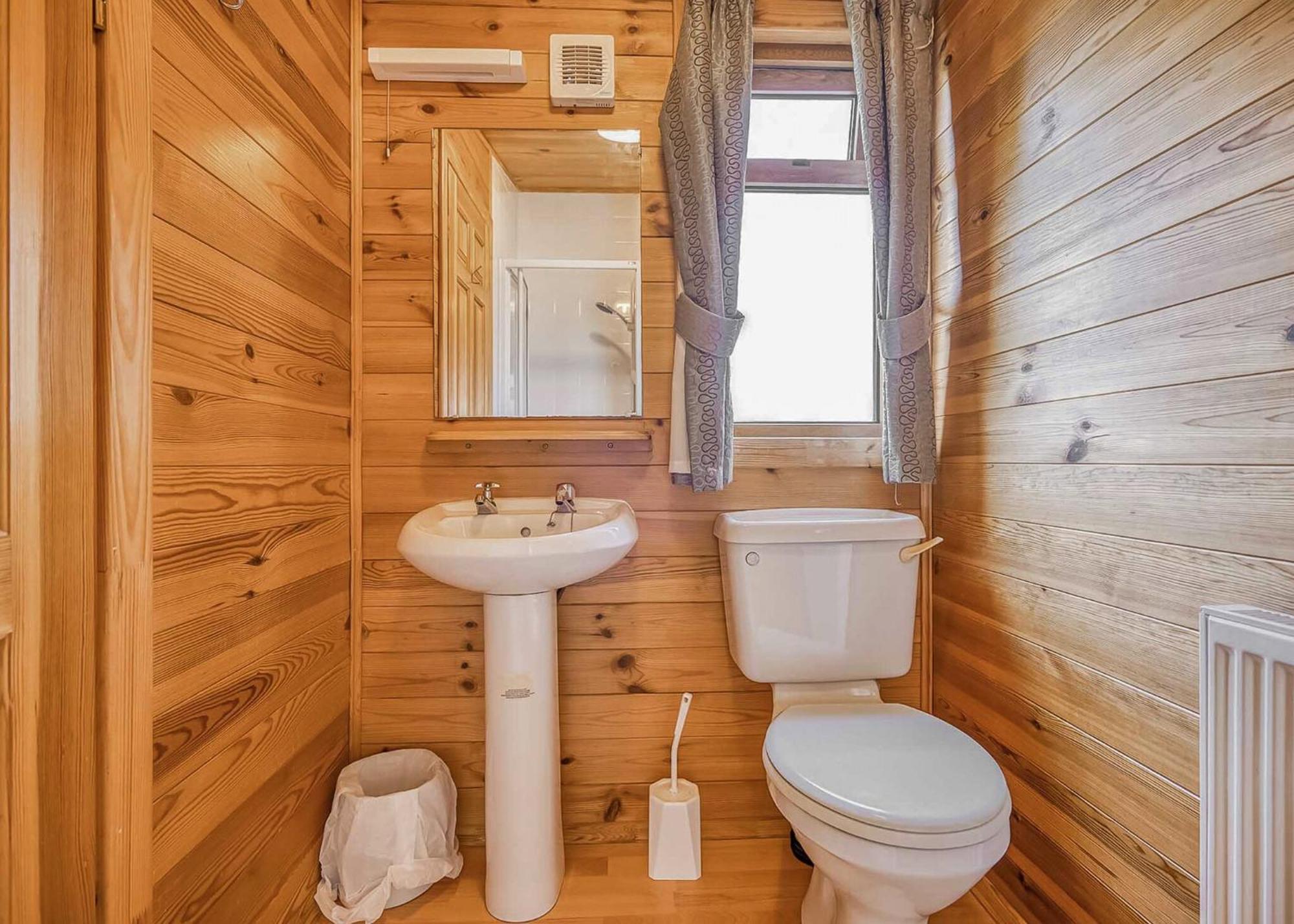 Meadow Lakes Holiday Park St Austell Extérieur photo