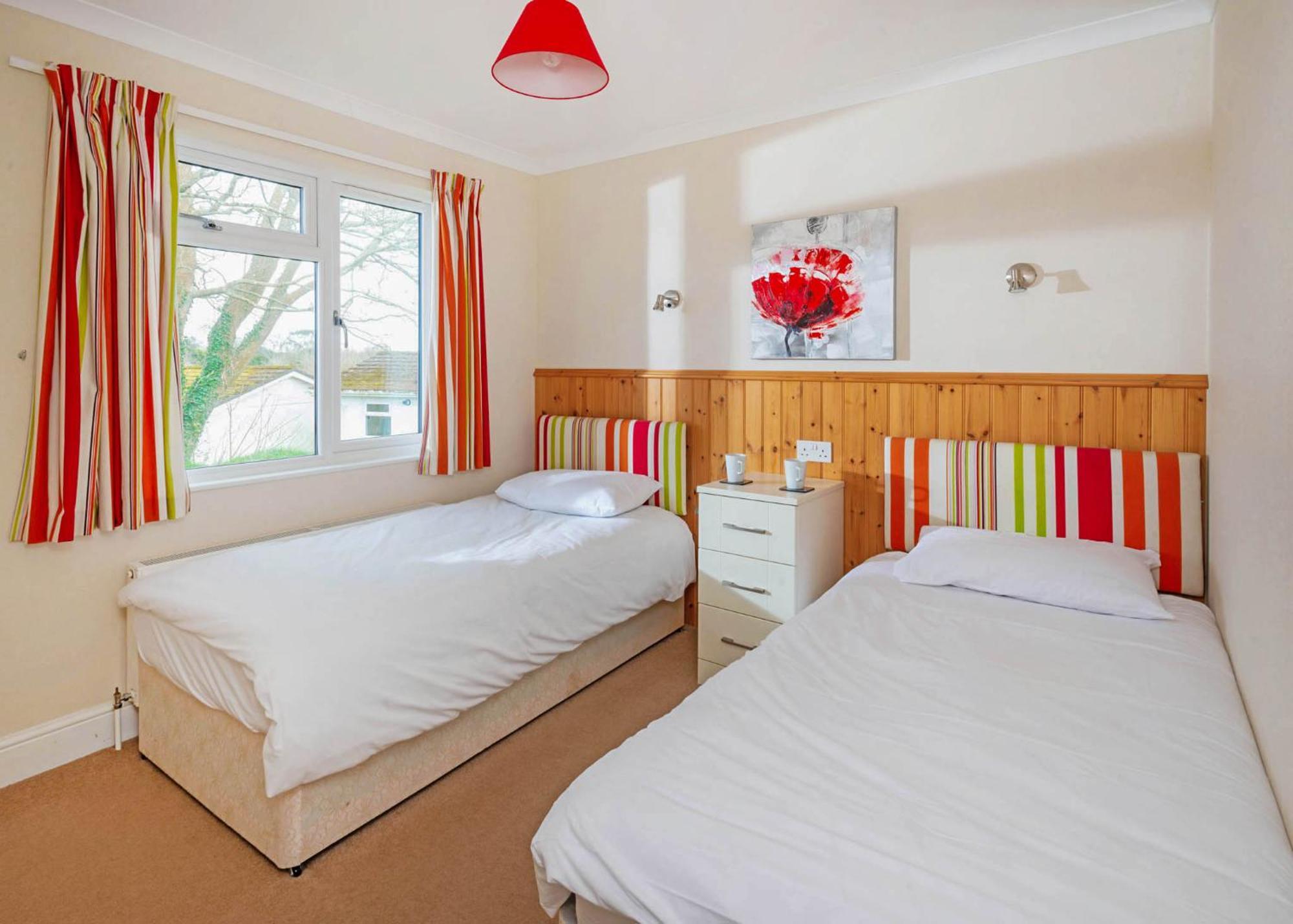 Meadow Lakes Holiday Park St Austell Chambre photo