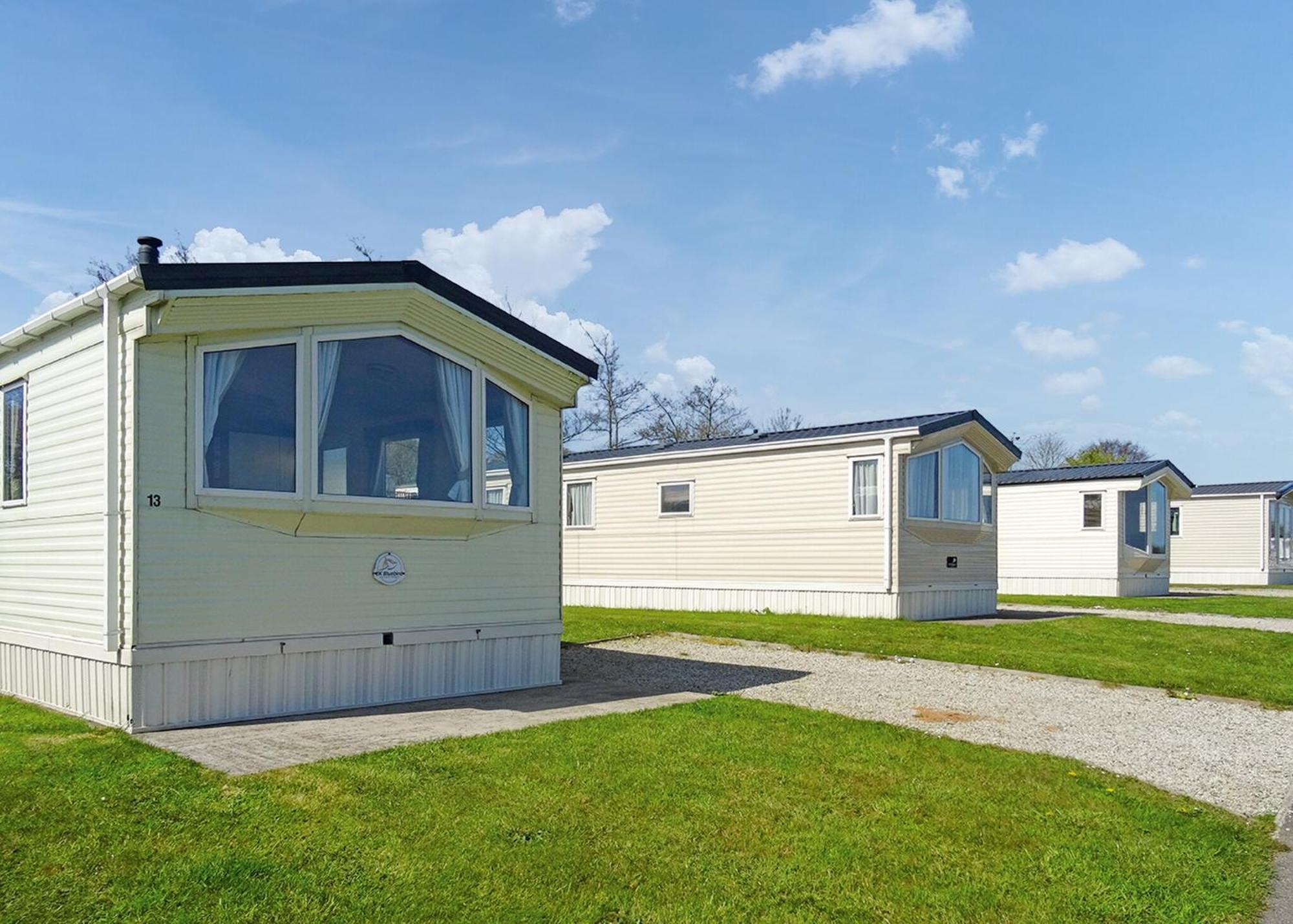 Meadow Lakes Holiday Park St Austell Chambre photo