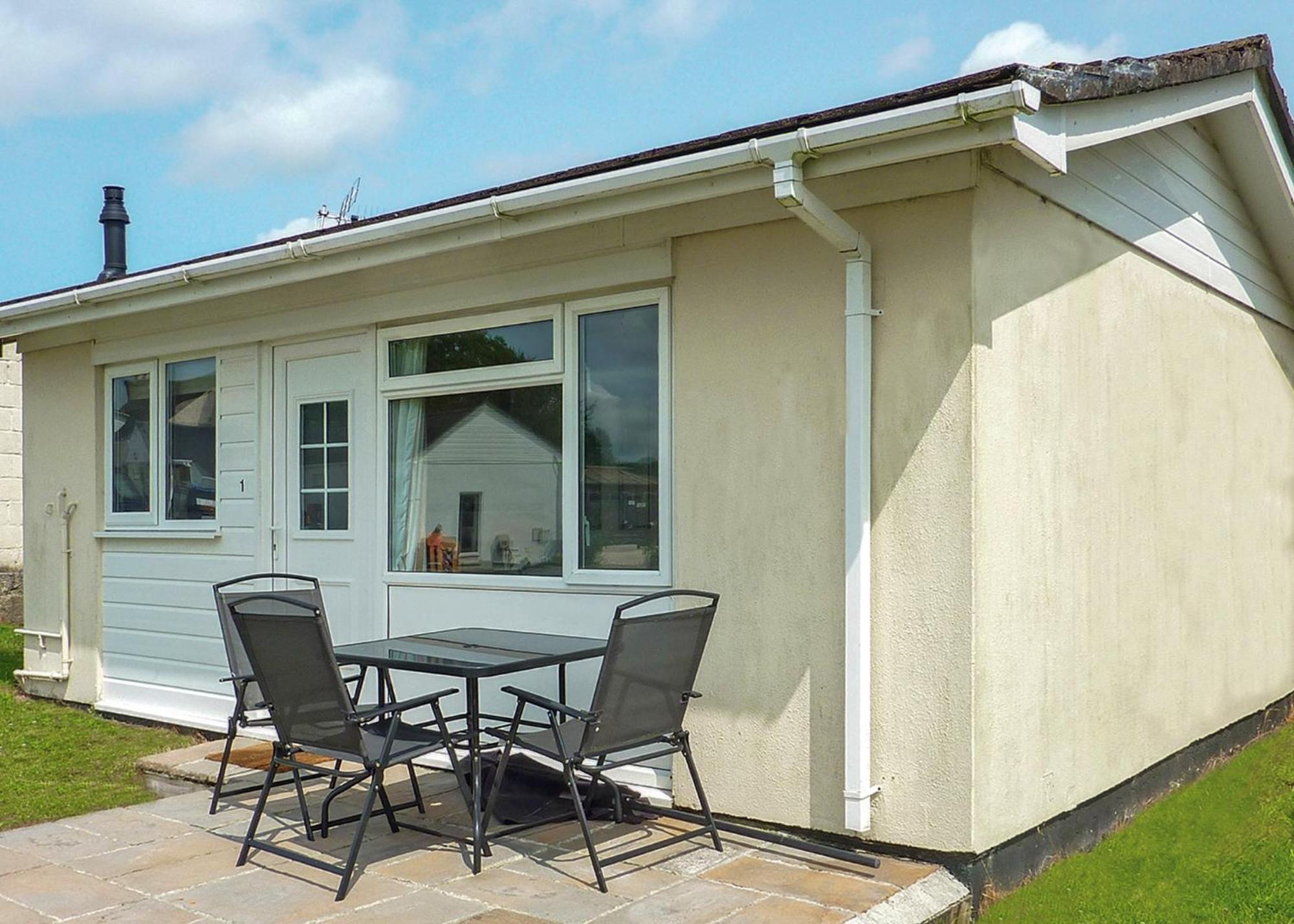 Meadow Lakes Holiday Park St Austell Extérieur photo
